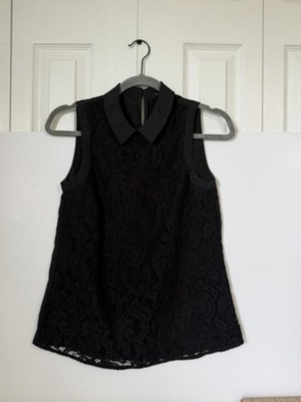 Top Womens Black Lace Sleeveless Collared Lined Button Back Dressy Blouse